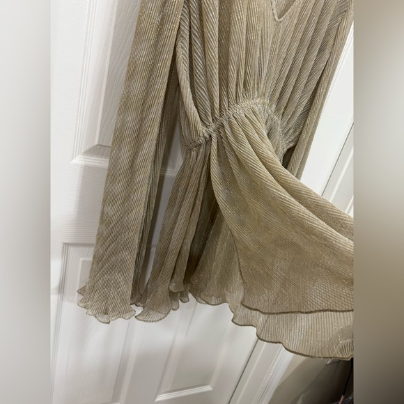 Caroline Constas Sheer Bell Sleeve Iridescent Mini Dress Size S Holiday Party - Picture 4 of 5